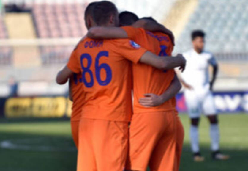 Мариуполь вышел в полуфинал Кубка Украины