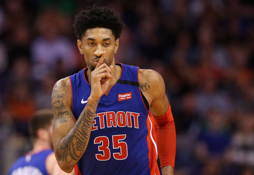 Одноклубник Михайлюка сдал положительный тест на коронавирус