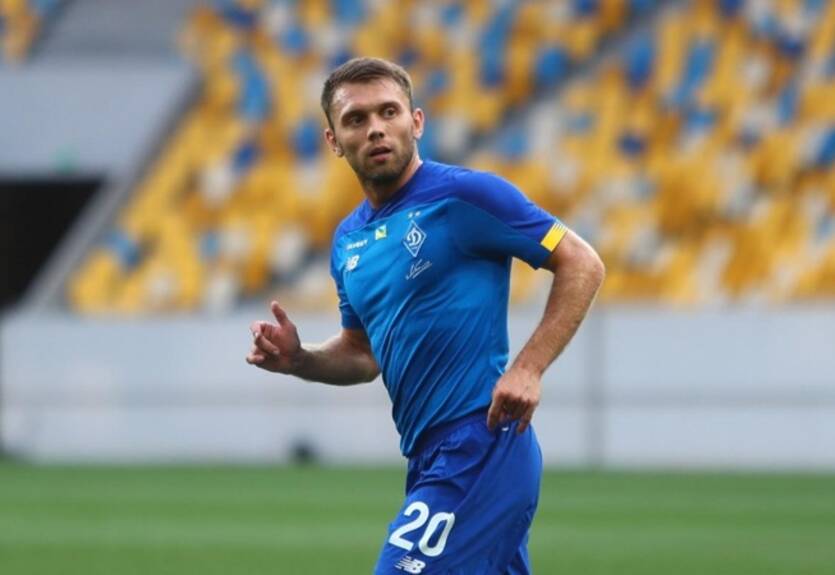 Футболисты Динамо после игры с Десной поддержали Караваева