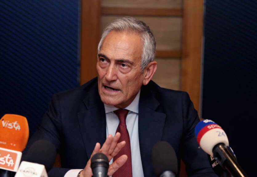 Сезон Серии А могут доиграть во второй половине лета