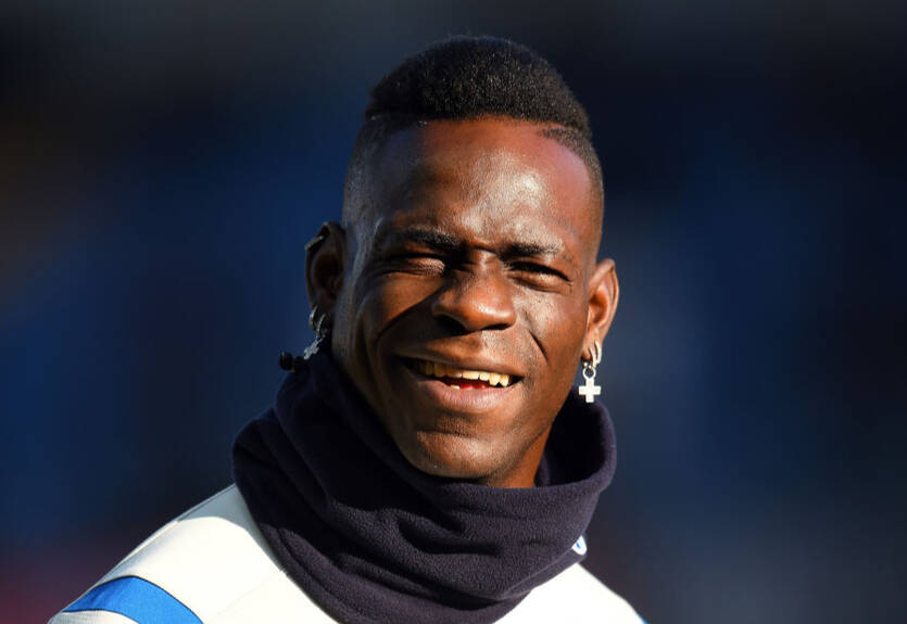 Балотелли оправдали по делу об изнасиловании несовершеннолетней