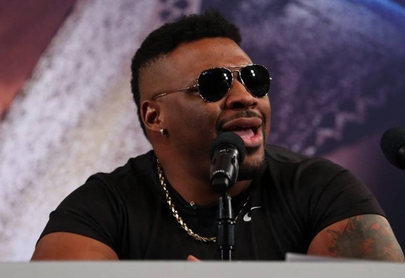 Миллер: Усику повезло, что он не боксировал со Спонгом Миллер: Усику повезло, что он не боксировал со Спонгом