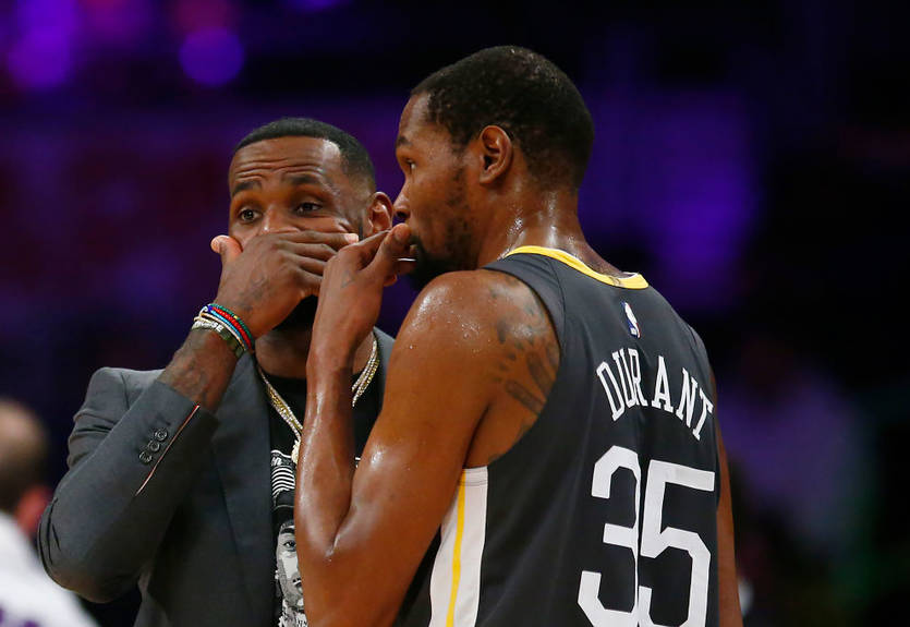 ЛеБрона и Дюранта могут обязать вернуть деньги владельцам клубов