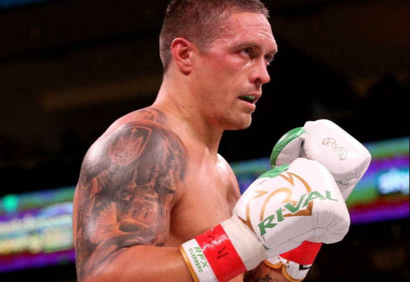 Усик: Интересно было бы побоксировать с Мохаммедом Али