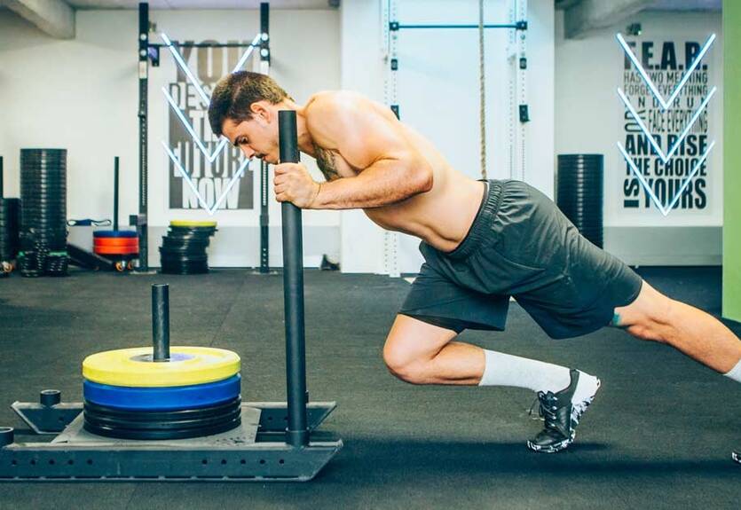 7 домашних упражнений от боли в коленях велосипедиста (GIF)