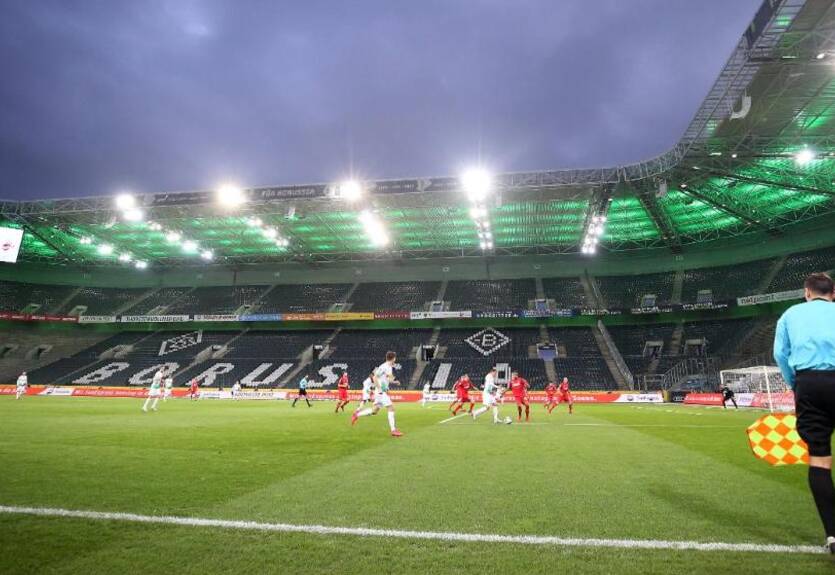 Бундеслига может отложить возобновление сезона из-за второй волны коронавируса