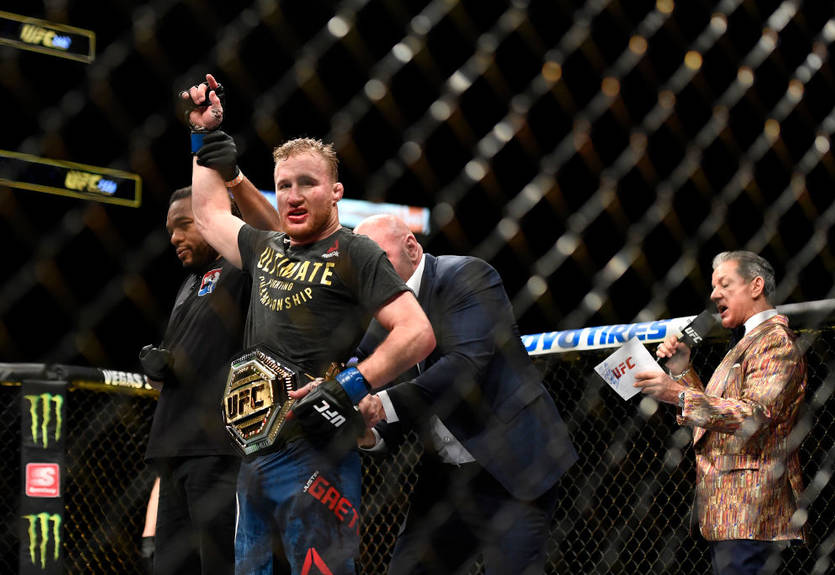 Гэтжи в пятом раунде одолел Фергюсона