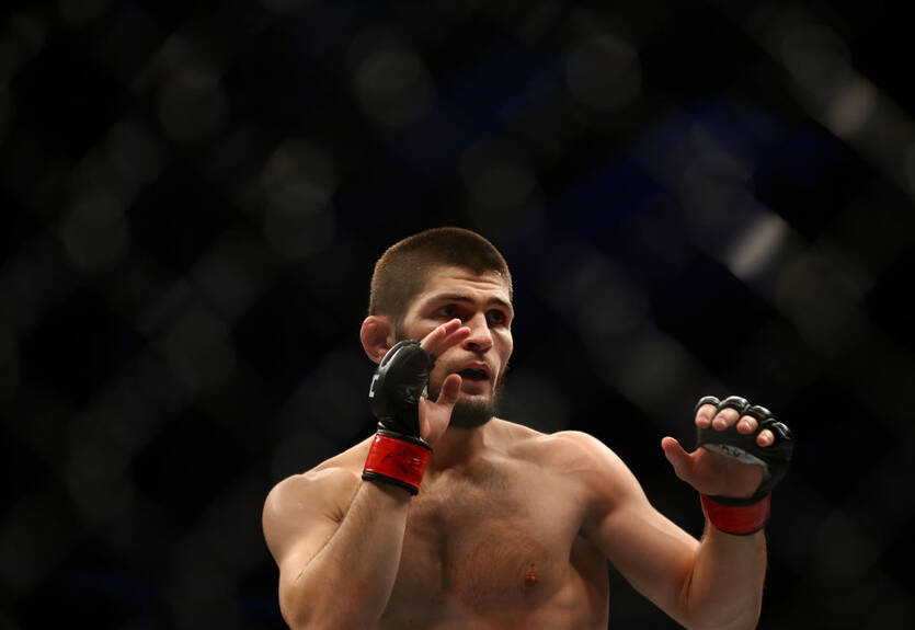 Нурмагомедов отказался от боя с Гэтжи летом Нурмагомедов отказался от боя с Гэтжи летом