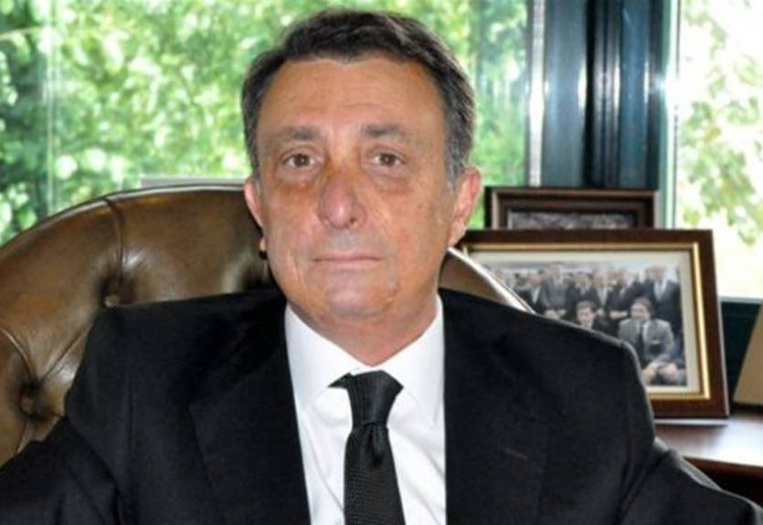 У президента Бешикташа диагностировали коронавирус