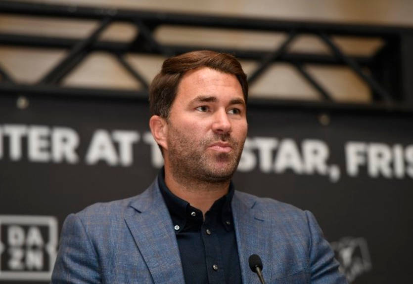 Уайт и Поветкин могут провести бой во дворе у Хирна Уайт и Поветкин могут провести бой во дворе у Хирна