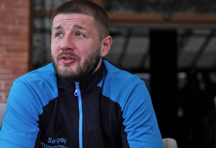 Экс-тренер Усика дал совет Беринчику касательно будущего в боксе Экс-тренер Усика дал совет Беринчику касательно будущего в боксе