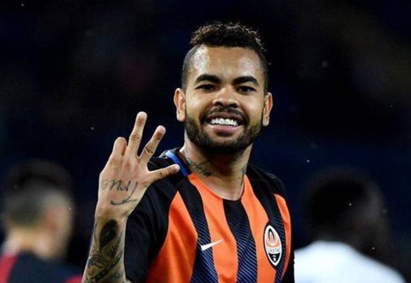 Дентиньо забил шедевральный гол на тренировке Шахтера