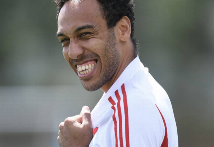 Обамеянг удивил сменой имиджа