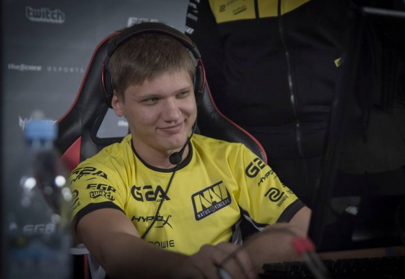 NaVi - Mousesports: онлайн-трансляция финала Gamers Without Borders
