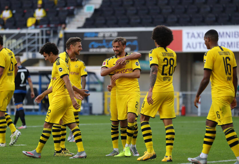 Падерборн - Боруссия Д 1:6 Видео голов и обзор матча Бундеслиги Падерборн - Боруссия Д 1:6 Видео голов и обзор матча Бундеслиги