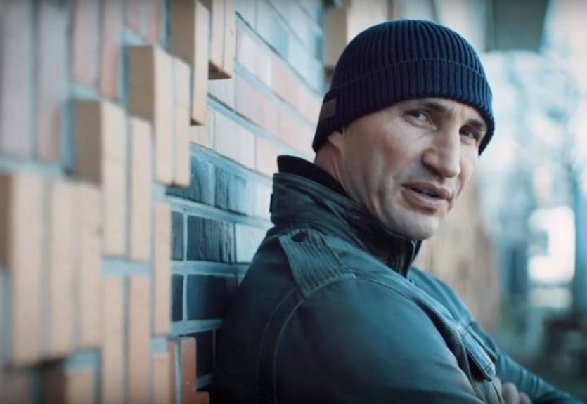 Я - Джордж Флойд: Владимир Кличко поддержал движение в защиту погибшего в США афроамериканца Я - Джордж Флойд: Владимир Кличко поддержал движение в защиту погибшего в США афроамериканца