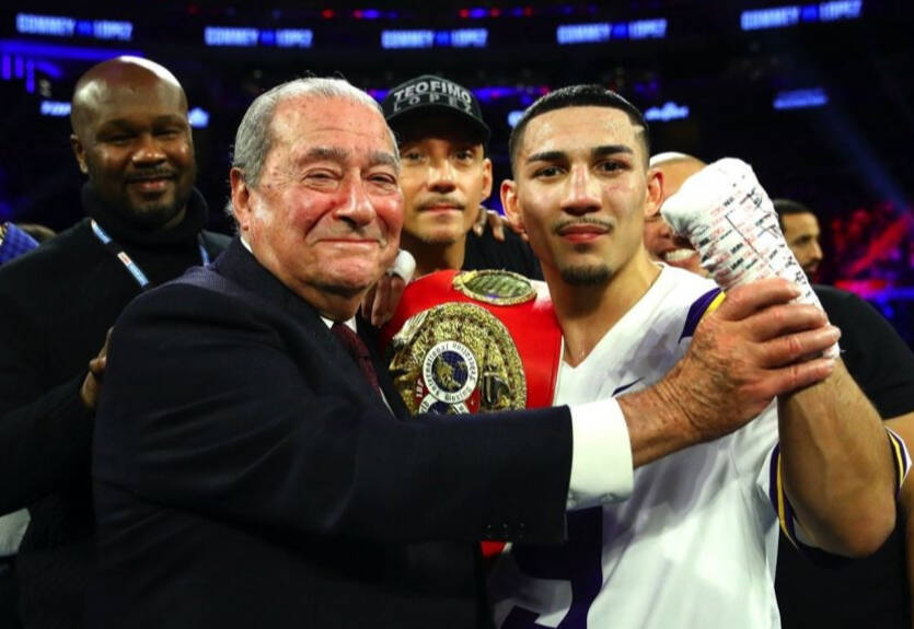 Лопесу придется сбросить почти 10 кг для боя с Ломаченко