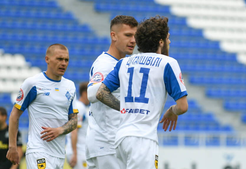 Матч Динамо - Колос перенесли