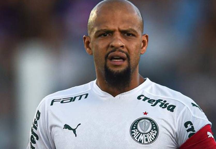 Бывший игрок Ювентуса провел сумасшедшую тренировку по боксу Бывший игрок Ювентуса провел сумасшедшую тренировку по боксу