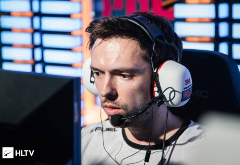 Тренер NaVi жестко раскритиковал команду после вылета из DreamHack Masters Spring