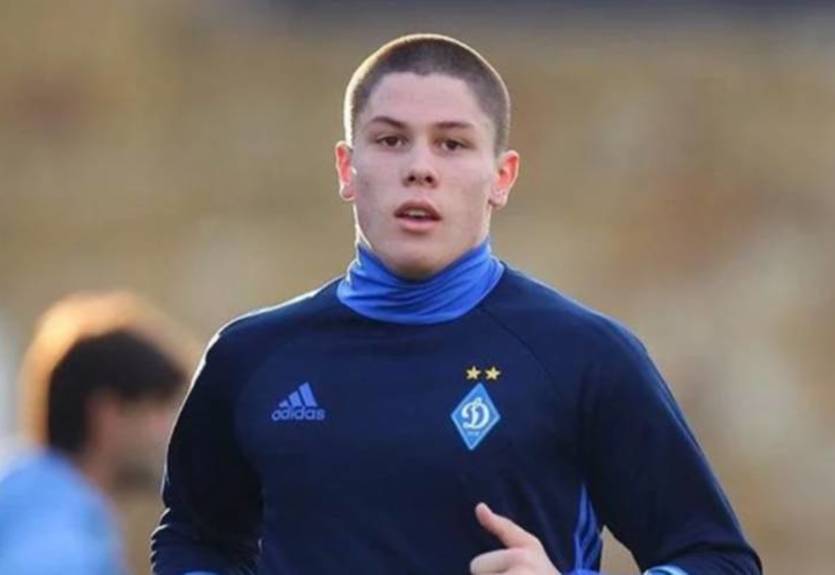 Попов сыграл рукой в штрафной – был ли пенальти в ворота Динамо? Попов сыграл рукой в штрафной – был ли пенальти в ворота Динамо?