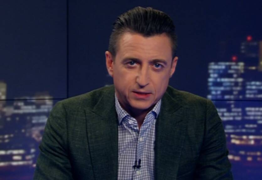 Телеканалы Футбол предложили транслировать Первую лигу за свой счет