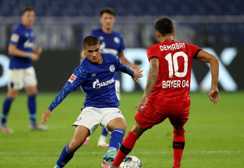 Шальке - Байер 1:1 Видео голов и обзор матча Бундеслиги Шальке - Байер 1:1 Видео голов и обзор матча Бундеслиги