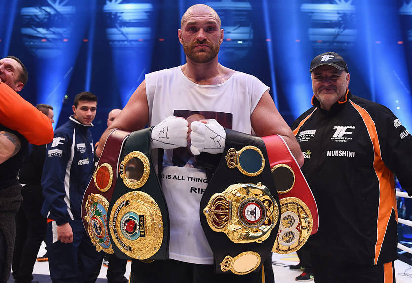 Тайсон Фьюри и Майк Тайсон вели переговоры о выставочном бое