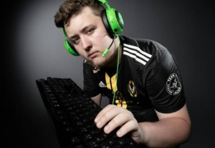 ZywOo повторил выстрел своего соотечественника, но сделал это еще круче