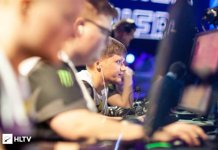 NaVi в матче с Gambit Youngsters разыграют место в плей-офф WePlay! Clutch Island