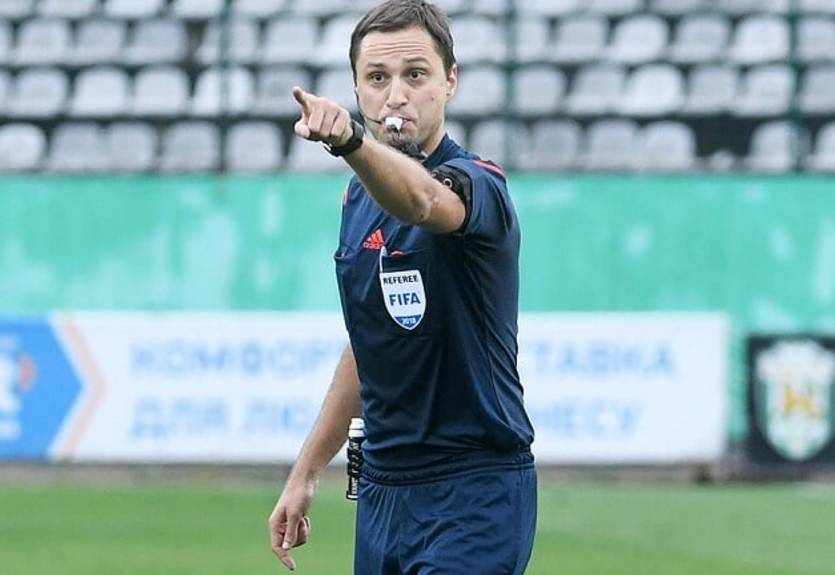Скандальный арбитр Балакин рассудит центральный матч Первой лиги
