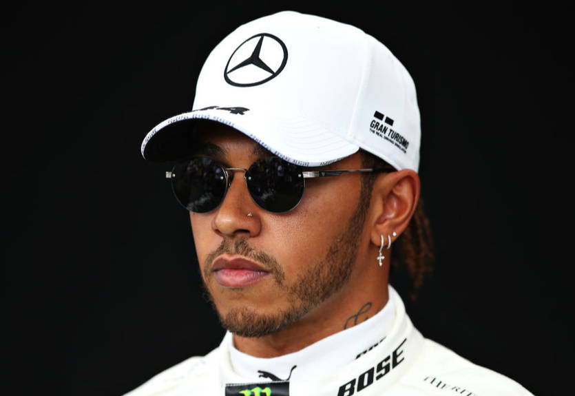 Хэмилтона оштрафовали на три позиции на старте Гран-при Австрии Хэмилтона оштрафовали на три позиции на старте Гран-при Австрии