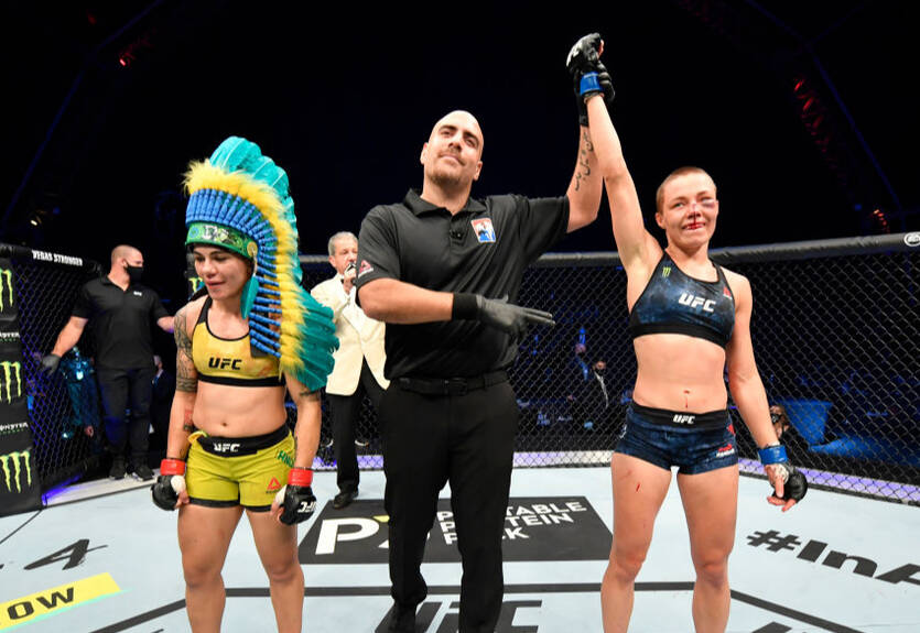 Намаюнас взяла реванш у Андраде за поражение нокаутом Намаюнас взяла реванш у Андраде за поражение нокаутом