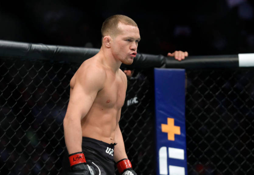 Петр Ян нокаутировал Альдо и стал новым чемпионом UFC
