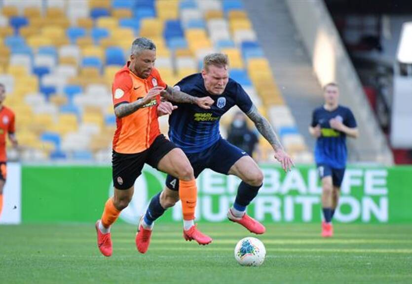 Десна - Шахтер: видео онлайн-трансляция матча