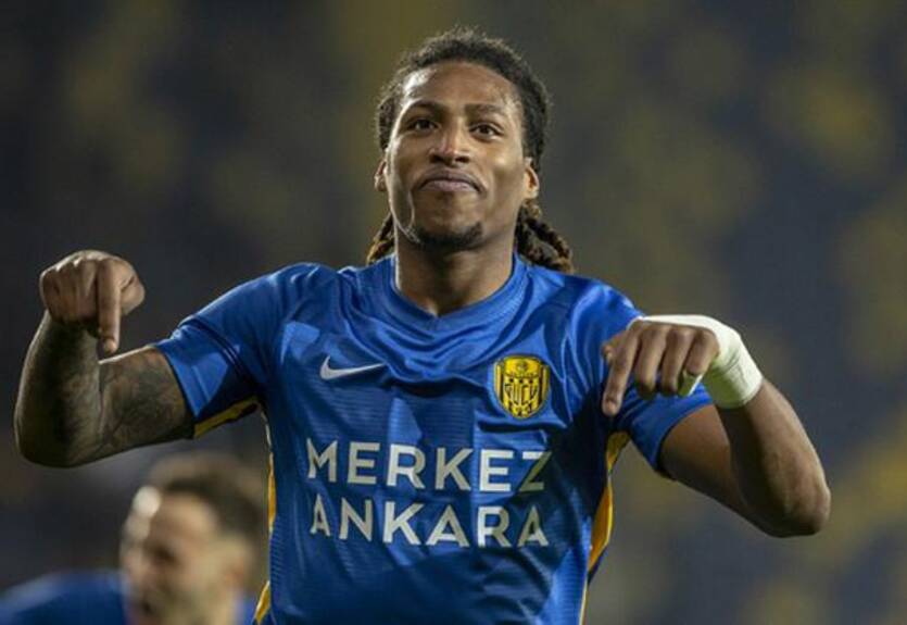 Жерсона Родригеша отправят обратно в Динамо за драку с капитаном