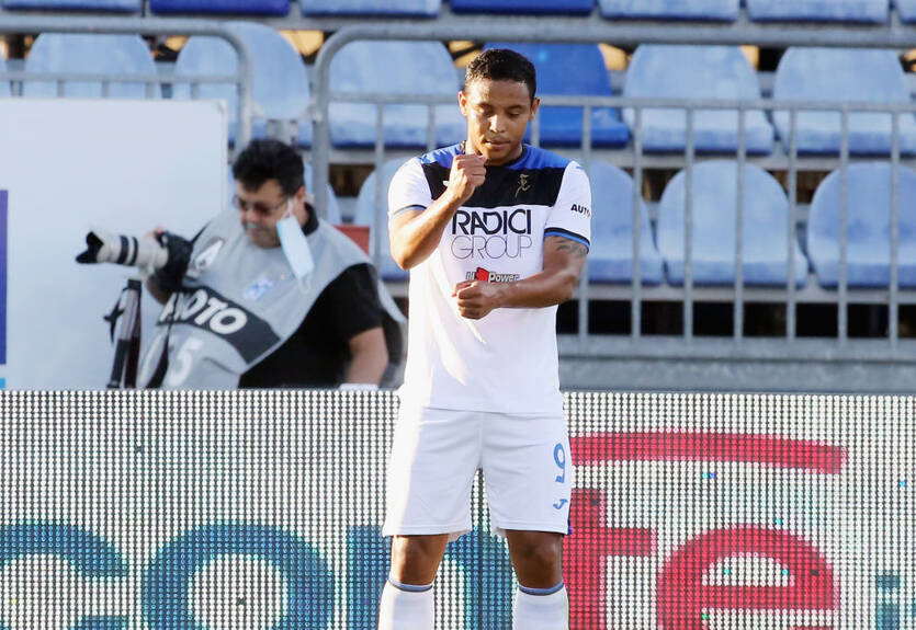 Лидер Аталанты разбил голову, упав в своем доме