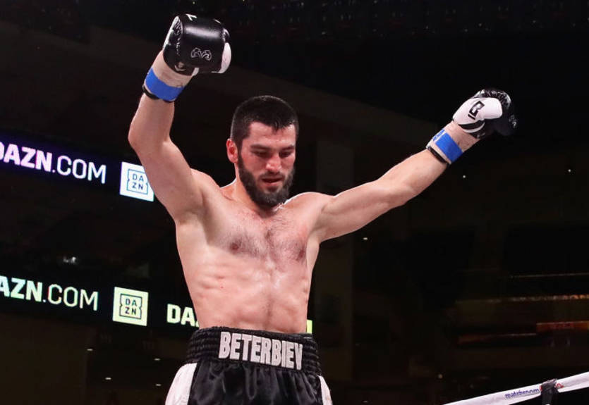 Арум назвал новую дату боя Бетербиева Арум назвал новую дату боя Бетербиева