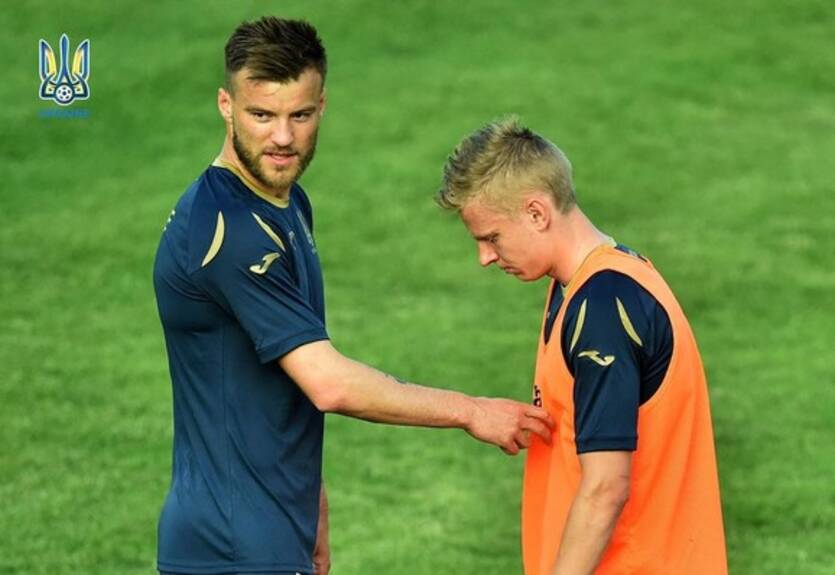 Экс-игрок сборной Украины оценил Зинченко и Ярмоленко