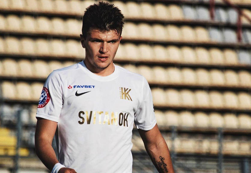 Игрок Колоса зачитал рэп на свадьбе друга