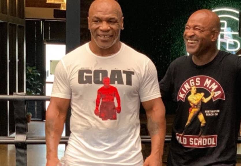 Майк Тайсон опубликовал постер своего боя с Роем Джонсом Майк Тайсон опубликовал постер своего боя с Роем Джонсом