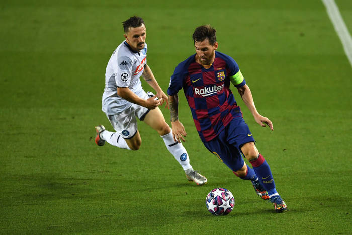 Барселона обыграла Наполи и вышла в четвертьфинал Лиги чемпионов