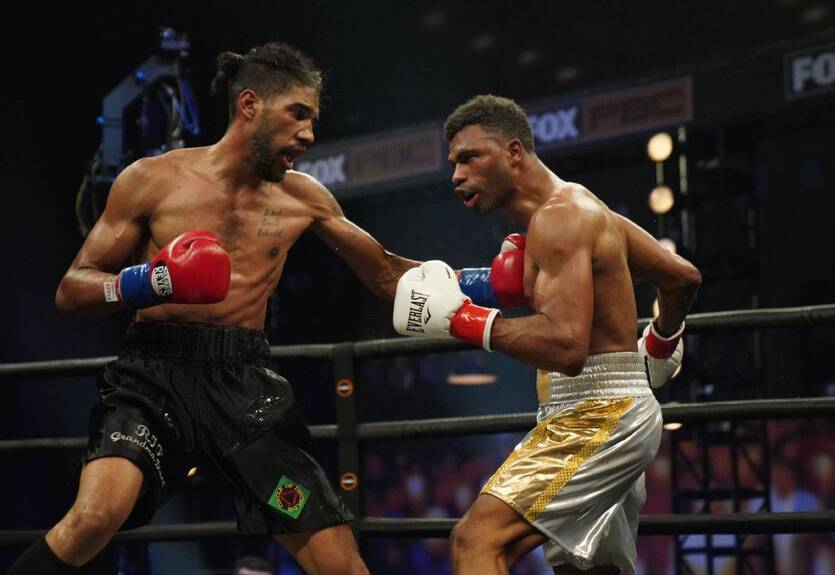 Кубинец Моррель выиграл титул в третьем бою в профи Кубинец Моррель выиграл титул в третьем бою в профи