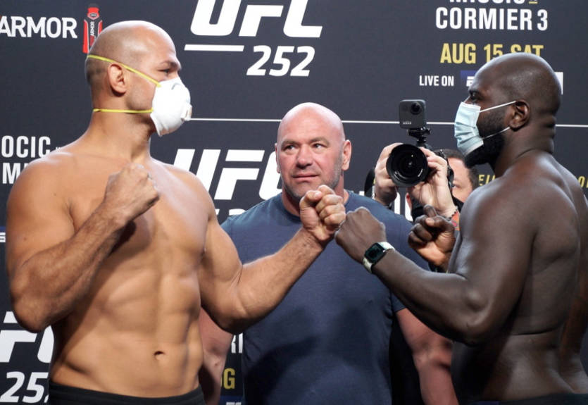 Дос Сантос - Розенструйк: видео боя на UFC 252 Дос Сантос - Розенструйк: видео боя на UFC 252