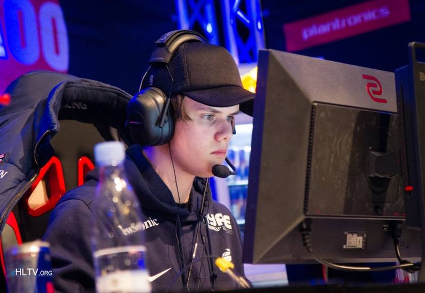 Первая команда мира покинула ESL One: Cologne