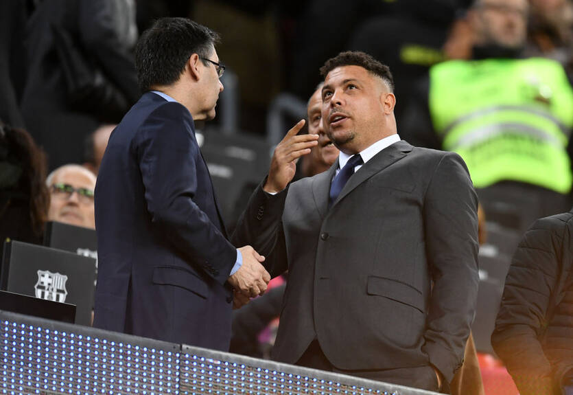 Роналдо: Очень маловероятно, что Месси сможет сейчас уйти из Барселоны