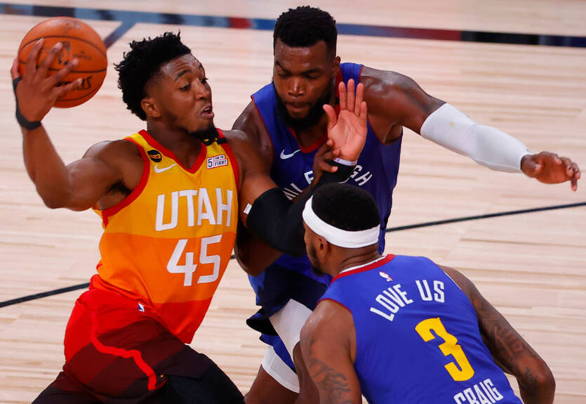 НБА: Торонто уничтожил Бруклин, Митчелл прибил Денвер