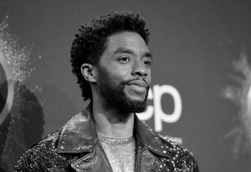 "Настоящая легенда": звезды футбола отреагировали на смерть актера Боузмана "Настоящая легенда": звезды футбола отреагировали на смерть актера Боузмана