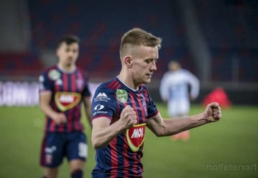 Петряк точным ударом пятой довершил разгром соперника