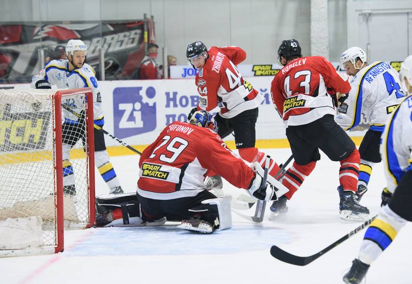 В ХК Донбасс вспышка коронавируса - сразу 19 зараженных игроков